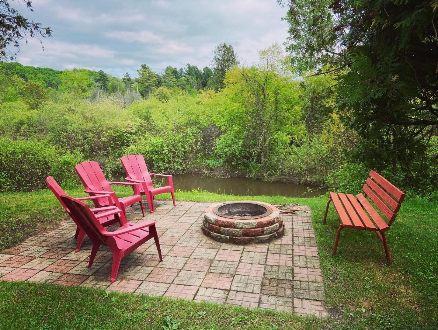 Betsie Riverside Resort Benzonia Exterior foto