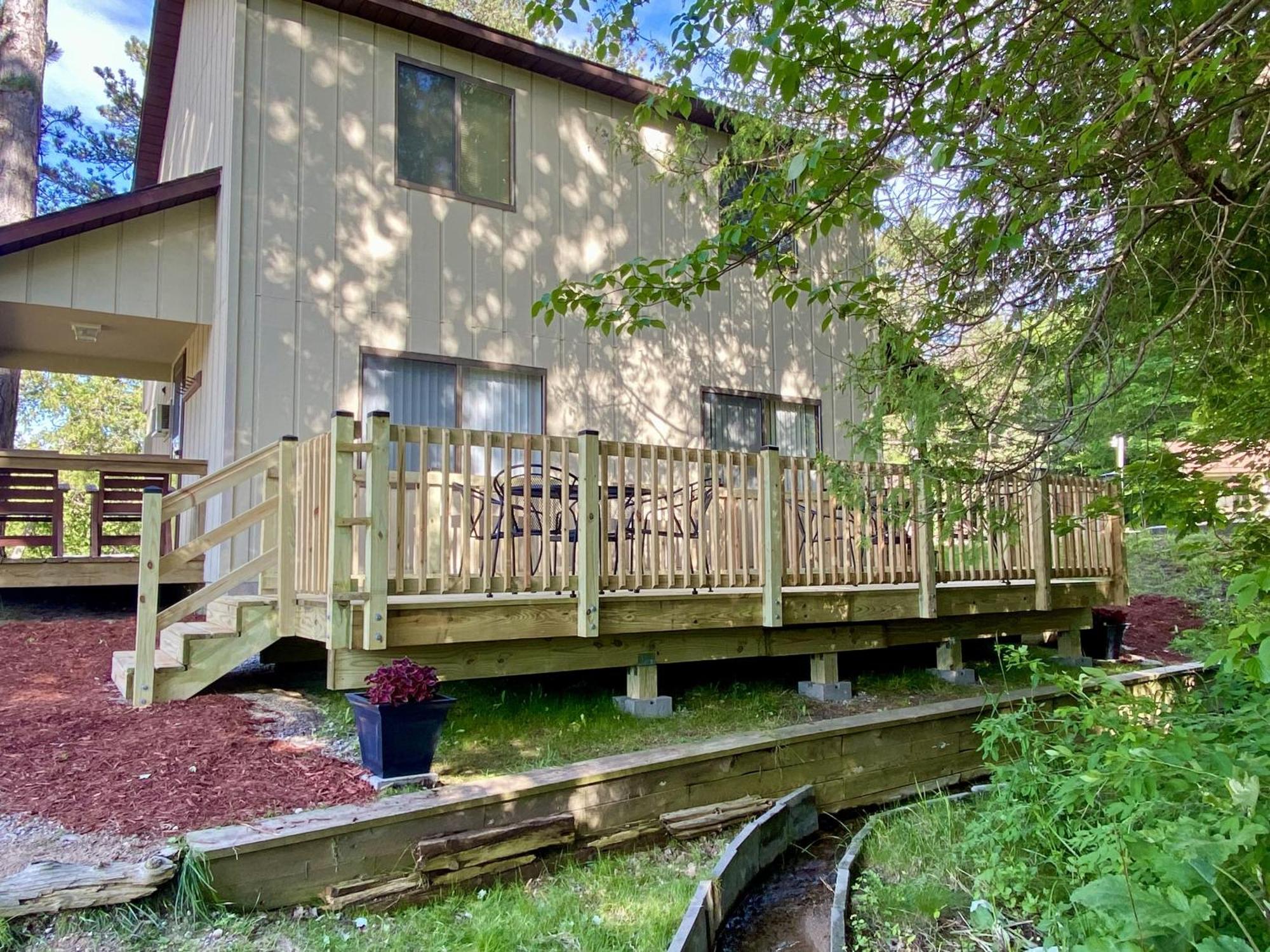 Betsie Riverside Resort Benzonia Exterior foto